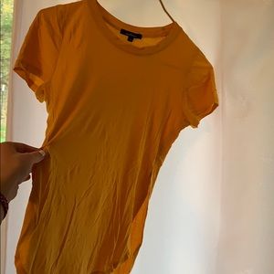 Cute Yellow Top With High Seams On Each Side